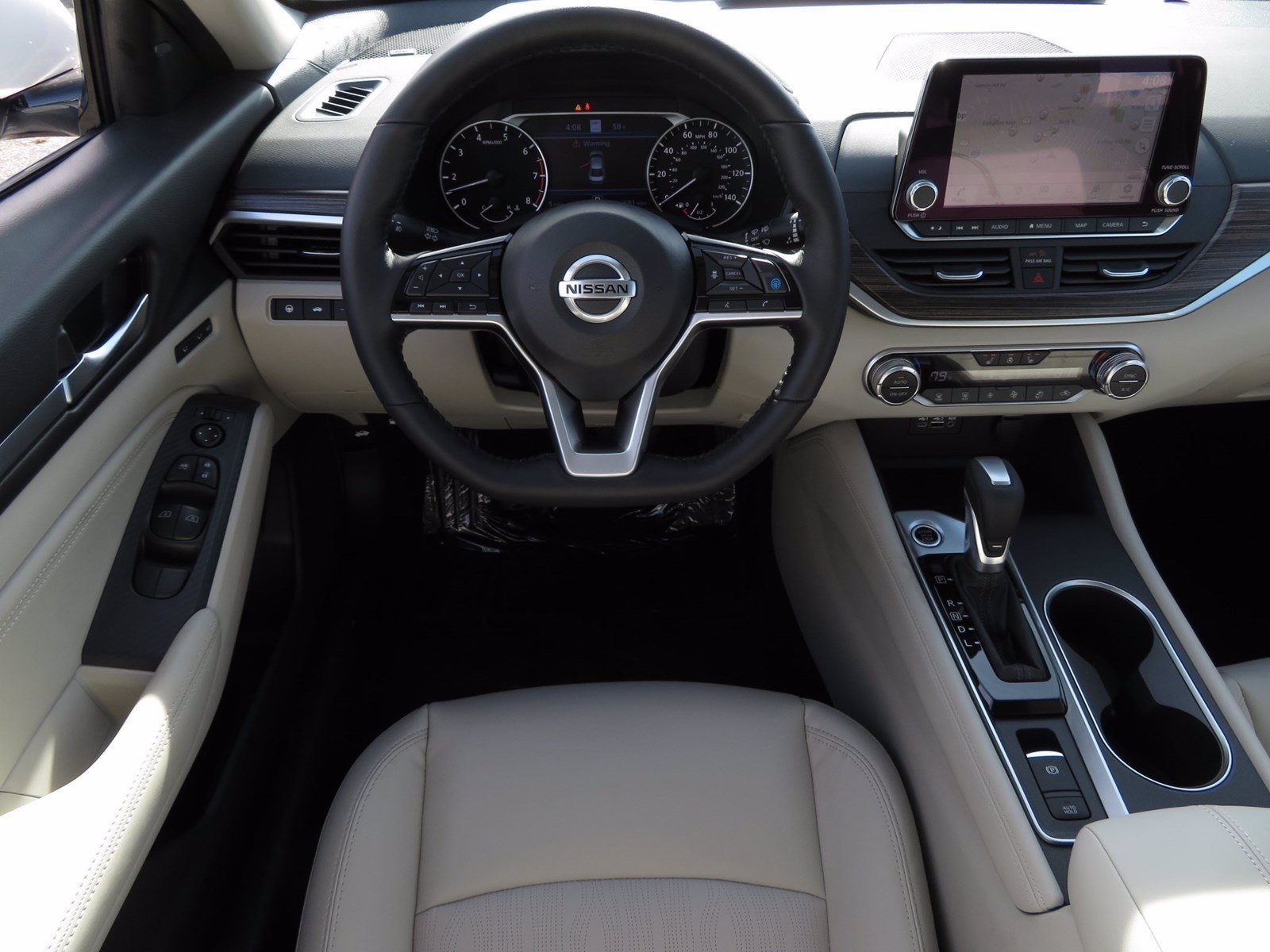 New 2019 Nissan Altima 25 Platinum 8778