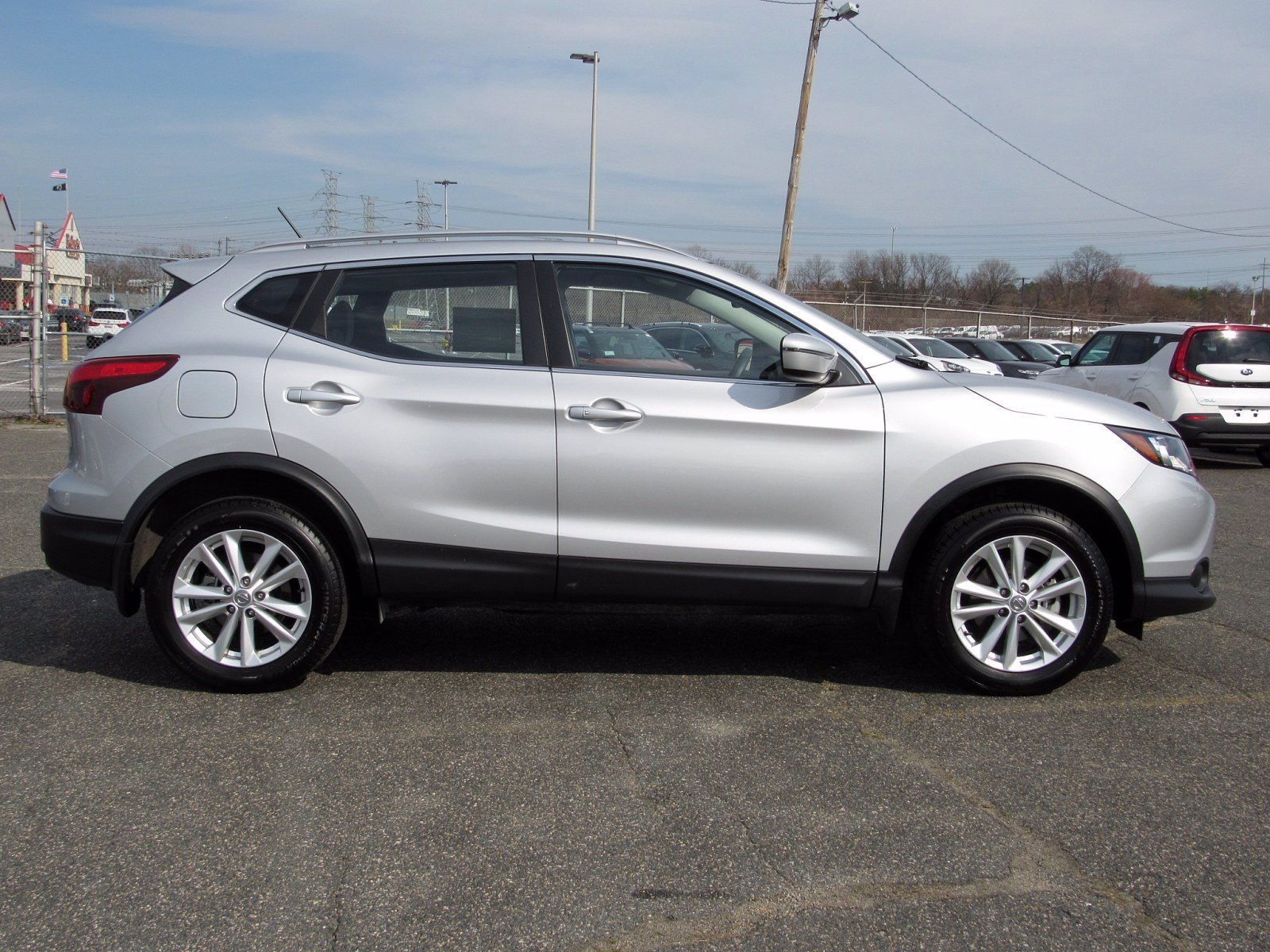 Certified Pre-Owned 2018 Nissan Rogue Sport SV